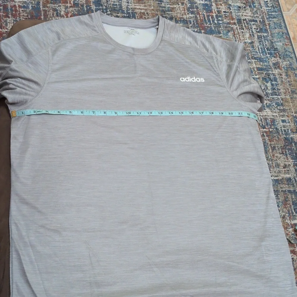 adidas Climalite Men's Gray Short Sleeve Athletic Shirt Size XL